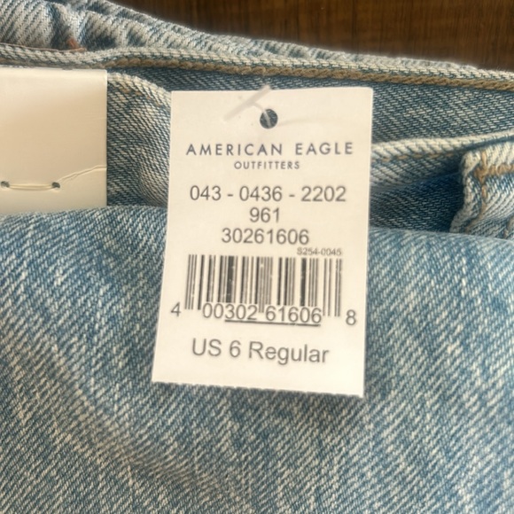American Eagle Jeans - Picture 4 of 4